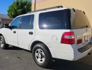 2009 Ford Expedition (White)