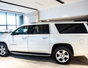 2015 Chevy Subarban  (White)